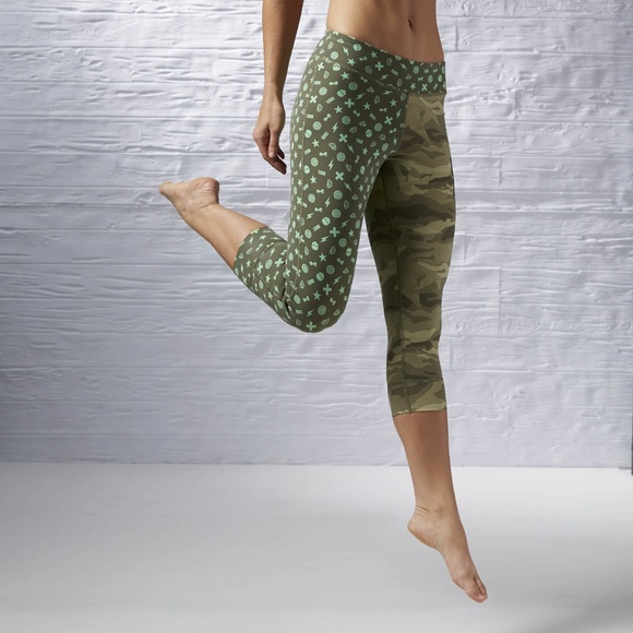 Reebok Pants - Reebok ONE series capri leggings